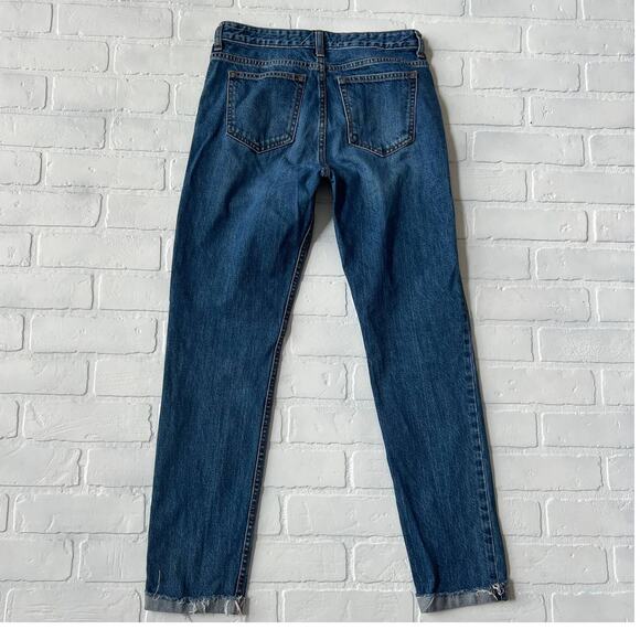 Abercrombie & Fitch Signature Collection Ankle Straight Distressed Jean Denim - Picture 2 of 6